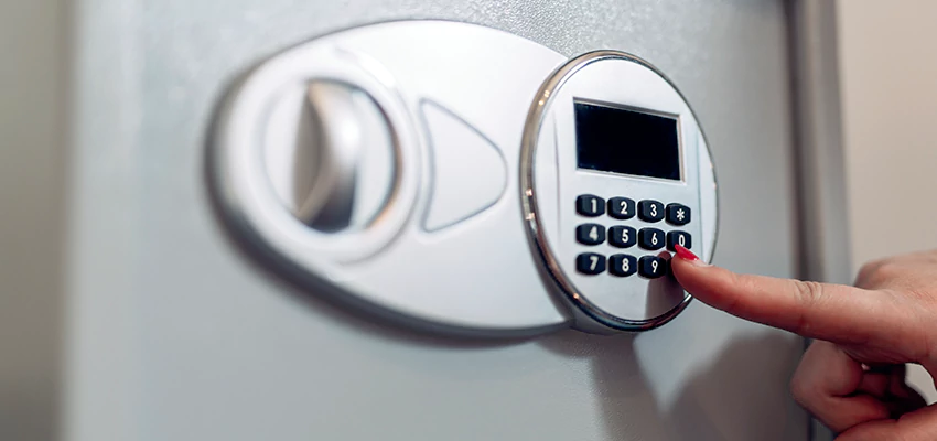 Jewelry Safe Cracking in Hemet, California