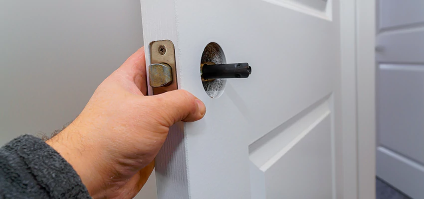 Nighttime Locksmith For Lock Repair in Hemet, CA