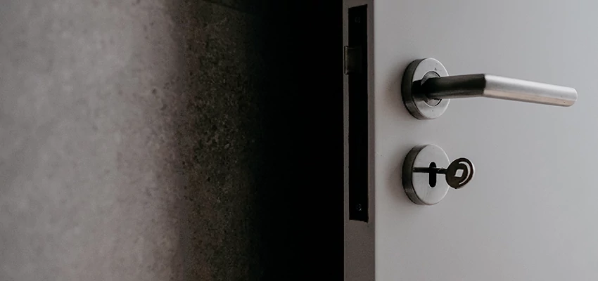 Front Door Handle Repair And Installation in Hemet, CA