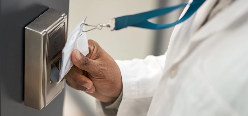 Commercial Locksmith For Rekey in Hemet, CA